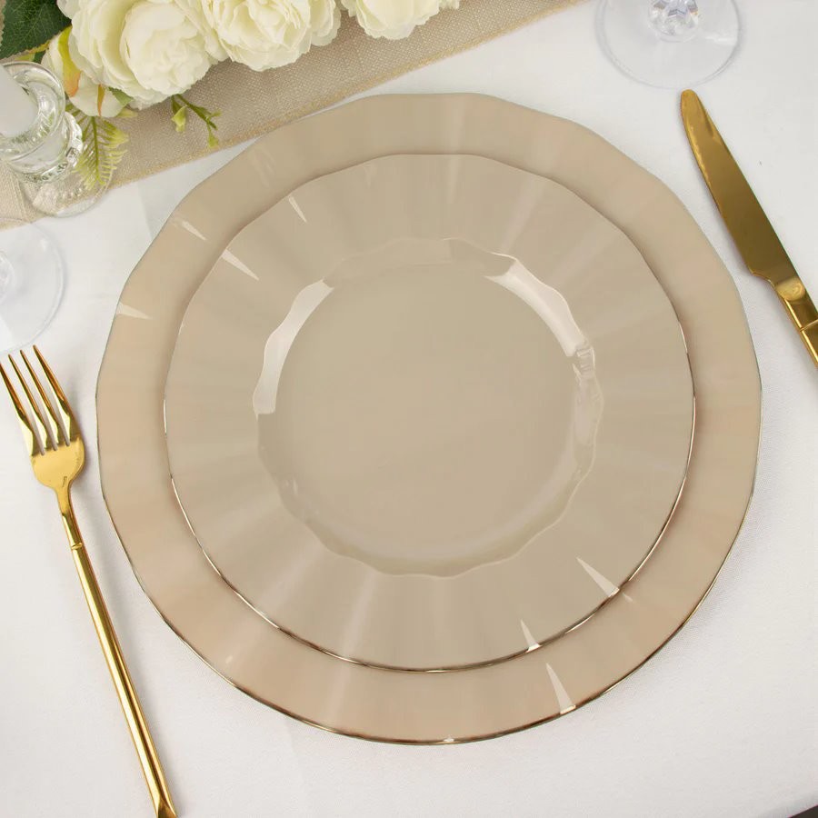 10 TAUPE 9″ Round PLASTIC Salad Dinner PLATES Gold Wavy Rim Wedding Party