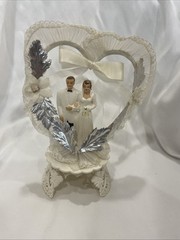 coast novelty topper 1959 Wedding