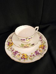 Crown Staffordshire Tiered Dessert Cake Stand Cup Saucer Plate Set Purple