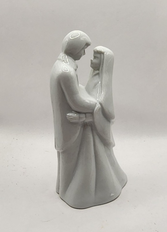 Vintage White Porcelain Bride Groom Couple • Wedding Cake Topper • Figurine 5″
