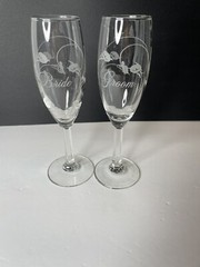Cala Lily Champagne Wedding Toasting Flutes Bride Groom Etch Set Of 2