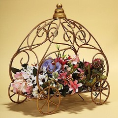 GOLD 11″ tall Cinderella Carriage Stand Party Centerpiece Wedding Decorations