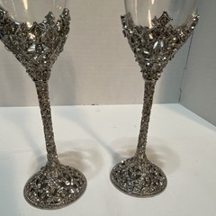 Decorated Silver Wedding Champagne Glasses Set of 2, Romantic Heart Theme