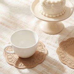 100 Pcs 5.5 Inch Round Paper Doilies, Disposable Brown Paper Placemats Lace