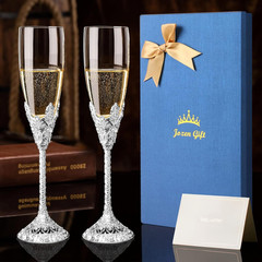 Elegant Wedding Cake Serving Set & Champagne Flutes – Perfect for Celebrations