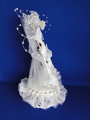 New Elegant & Absolutely Stunning Porcelain Bridal Couple Wedding CakeTop # 254