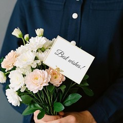 Place Cards Pack of 100 Premium Tent Name Place Cards for Table Setting with Gol