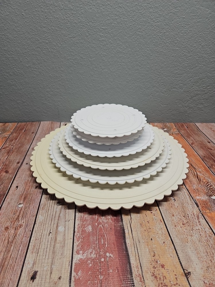 Wilton Circles of Strength 6 pc tier Cake Separator Plates Scalloped 8 – 18″