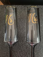 ‘Mr and Mrs’ Champagne Toasting Flutes for Bride and Groom, Wedding Wine Glasses