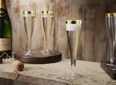 Munfix 50 Pack Gold Rimmed Plastic Champagne Flutes 5 Oz Clear Plastic Toasti…