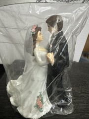 1995 Wilton First Dance Wedding Couple Topper 202-411 * 6″ high