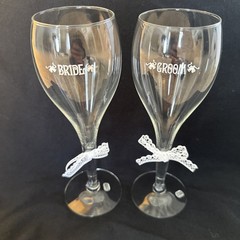 Vintage 80s Wedding Champagne Glasses Bride & Groom Heartline Lace Bows Set