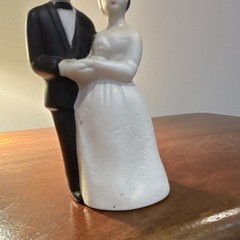 Vintage Ceramic Wedding Cake Topper Figurine Bride & Groom Reusable White/Black