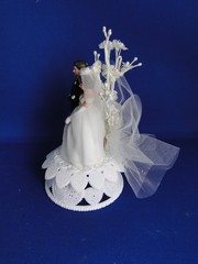 New Vintage Wilton Petite «Dainty Charm» , black tux Wedding CakeTop, 104-32310