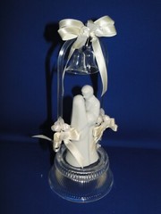 New Vintage Wilton «Rhapsody» Wedding Cake Top, white porcelain, white 117-301