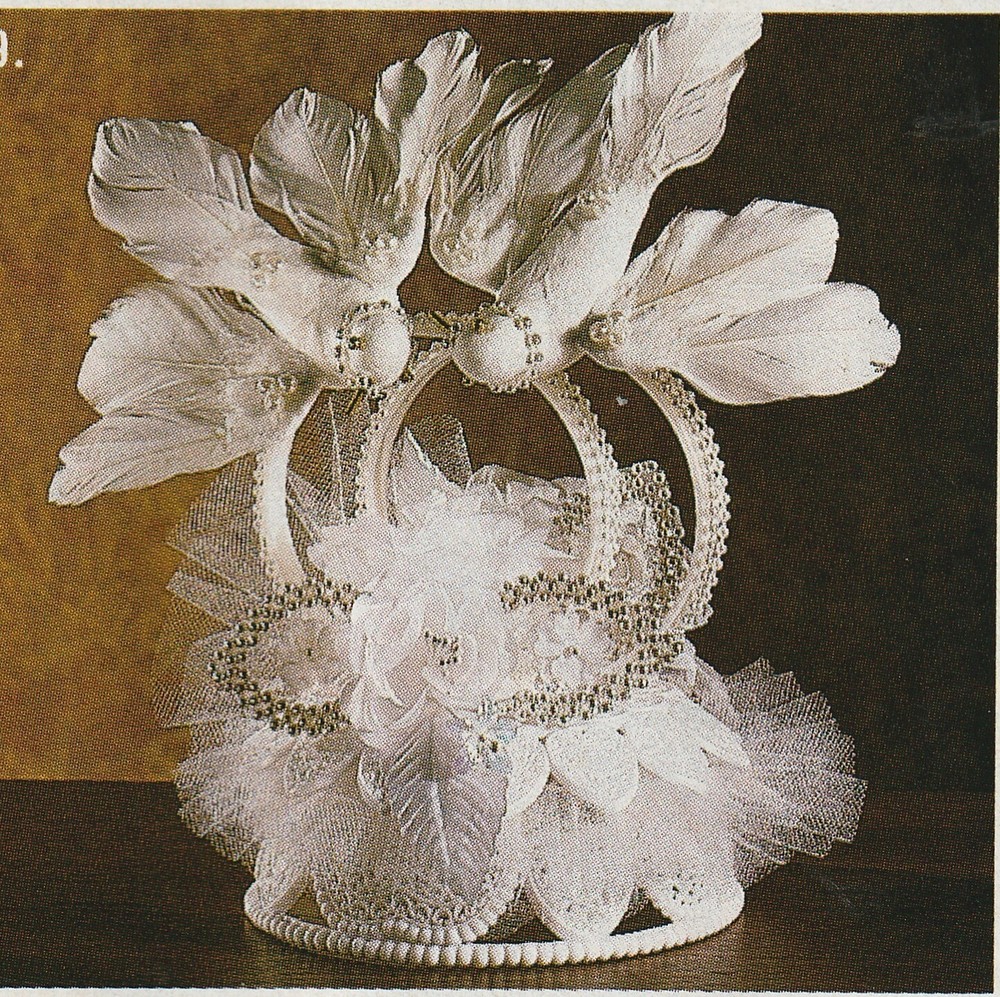 New Wilton Designer Series True Love Wedding Cake Top # 103-410