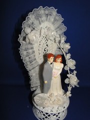 New Vintage Traditions Wedding Caketop Bride & Groom with oval elegant back #181