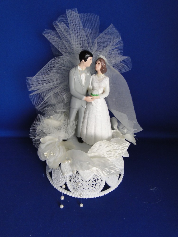 New Vintage Wilton Tender Love Wedding CakeTop, grey suit, 114-401