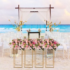 4PCS 23.6” Gold Metal Flower Stands Rectangular Stable Base Easy to Install