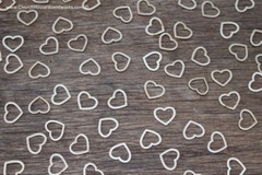 100 qty 5/8″ Blank Hollow Heart Light Wood Hearts Table Confetti Wooden Shape