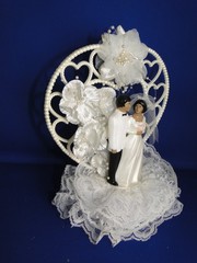 New Vintage African American Dark skin Bride & Groom Heart Wedding CakeTop, #340