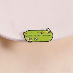 Zinc Alloy Insect Brooch Pin with Plaque Style for Outfit Pairing