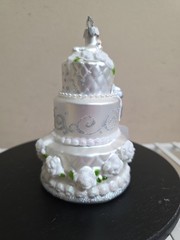 Wedding Cake Ornament White Silver Christmas Gift Tree Holiday Glitter RAZ NWT