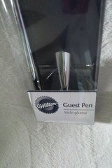 Wilton Guest Pen Silver acrylic Crystal Look Base Wedding Party New