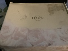 Lenox Guests Book And Pen. New, In Box. Please See Photos Of Box. Never Used.