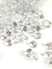 4Lb Crystal Acrylic Diamond Vase Gems or Table Scatters (Medium 2cm, Clear)
