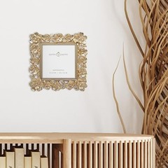 Square Spring Blossom Photo Frame / 3.5×3.5 In | For Vertical Display on