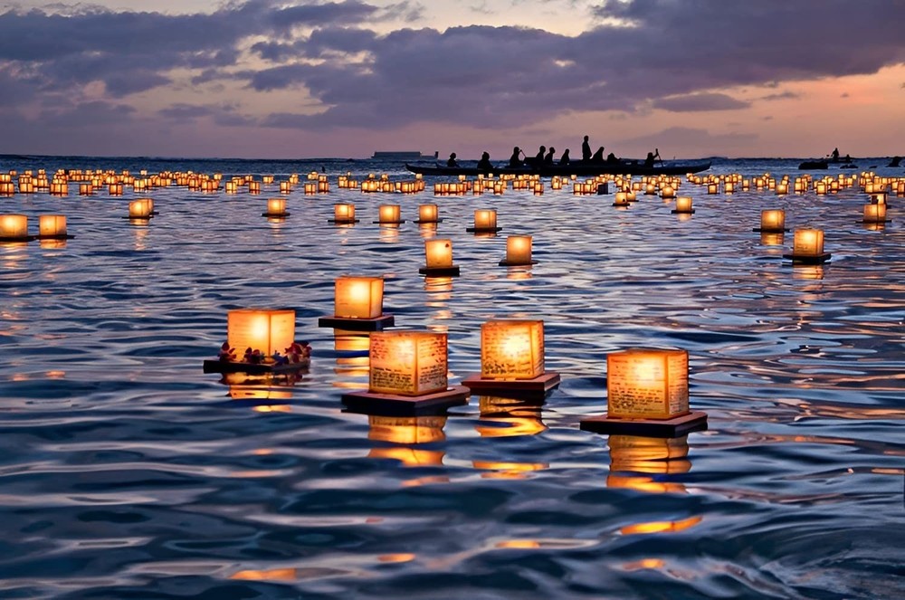 Toner Depot Water Floating Candle Lanterns Outdoor 4.3 inch, Gold