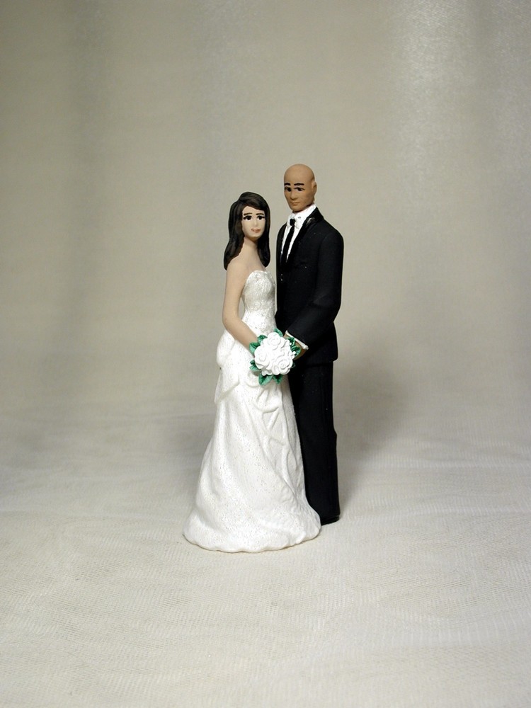 Interracial BALD Black Groom Brown Hispanic Bride 4.5″ Wedding Cake top OD34