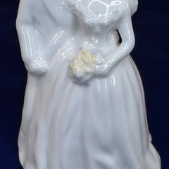 Wedgwood Special Occasions Wedding Day Cake Topper Bride Groom Bone China