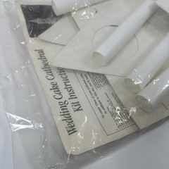 Wilton Wedding Cake Cathedral Kit #2104-2940 Sealed NOS Cake Supports Church