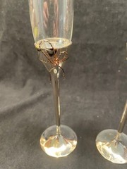 Vera Wang Love Knots Toasting Flutes – Elegant Wedding Champagne Glasses T935100