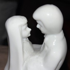 white porcelain bride/groom wedding cake topper