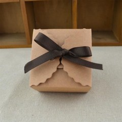 50PCS Wedding Party Candy Box kraft White Gift Box with Robbon Packing Romantic