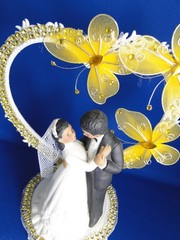 New Medium Dark skin Bride & Groom Wedding CakeTop, gold decor & heart, #341