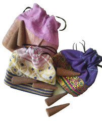100 x 3″ x 3″ inches Recycled Indian sari fabric drawstring pouches, gift bags.