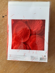 Amscan 600 Piece Artificial Red Rose Petals NIB