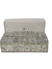 Pottery Barn Placecard Holders Clear Glass Cubes Wedding Shower Display Set 8