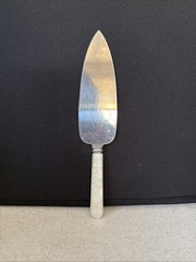 Vintage Treasure Masters Stainless Steel Serrated Cake Knife Sheffield England