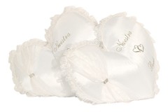 White Heart Wedding Kneeling Pillow Set – Satin Nuestra Boda Kneeling Pillows