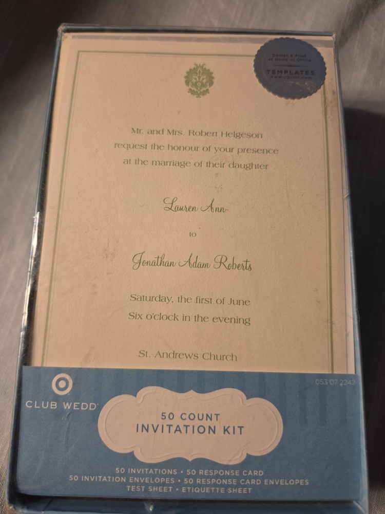 Club Wedd Target 50 Count Invitation Kit