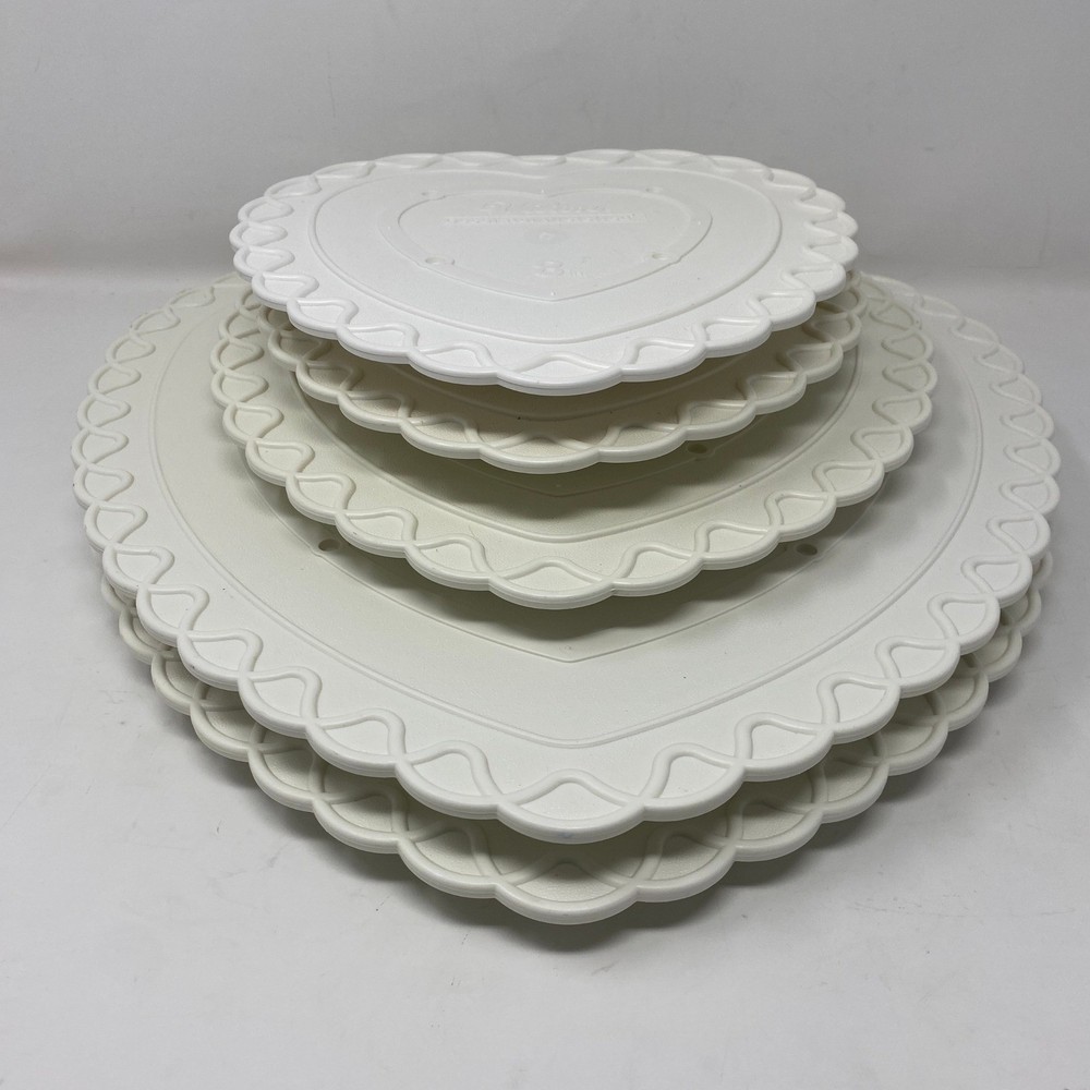 5 Wilton 14″, 10″, 8″ Heart Cake Separator Plates Scalloped Decorator Preferred