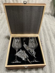 Bridal Wine Glass Set Wedding Gift In Wooden Keepsake Box