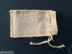 100 Mini Burlap Bags – Natural Jute Drawstring 2″ x 3″ Small Sack Favor Bag 2×3