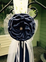 Set of 10 Navy Blue Pew Bows, Chair Bow, White Wedding Church Aisle decorations