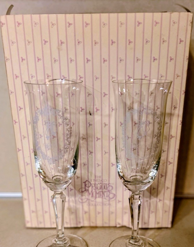 Precious Moments Bride Groom Champagne Flutes Set Wedding Toast Glasses In Box